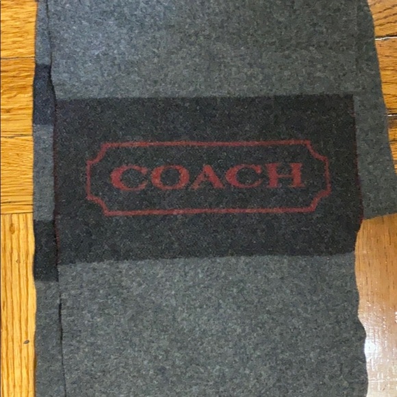 Coach gray & red wool scarf - Picture 2 of 7